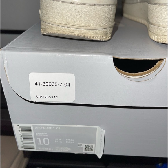 Nike Air Force 1 - Picture 7 of 7